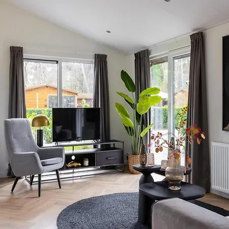 Lodge In Netherlands With Furnished Terrace 別荘 オイルスコート