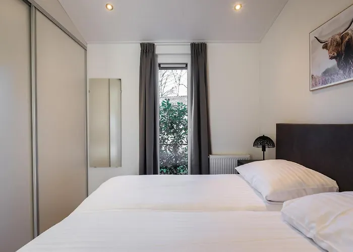 Dom wakacyjny In Netherlands With Furnished Terrace