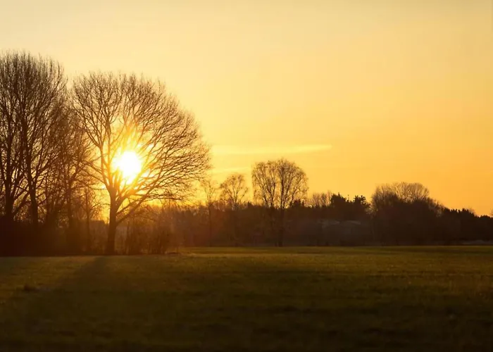 Dom wakacyjny In Netherlands With Furnished Terrace